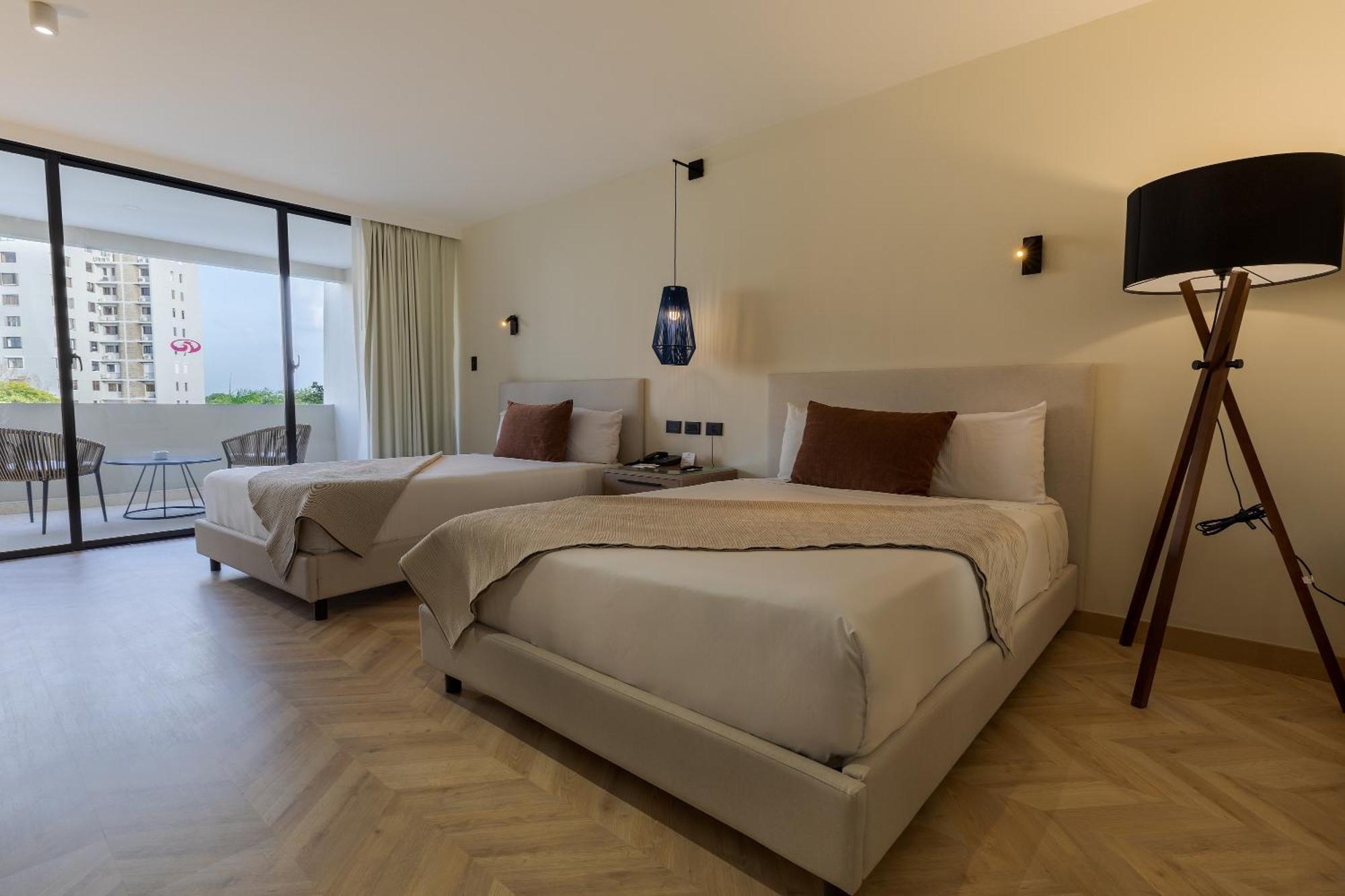 Dominican Fiesta Hotel Санто Доминго Екстериор снимка A room at the hotel